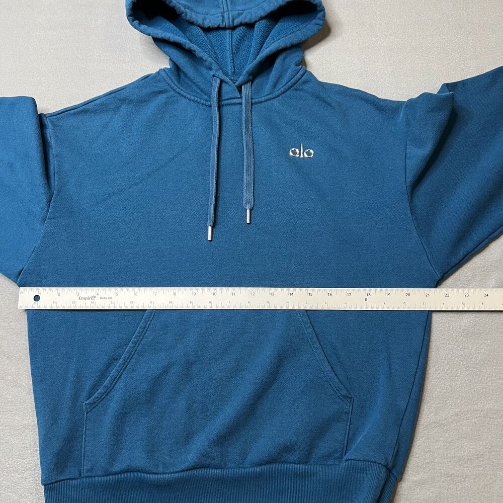 Alo Yoga Accolade Hoodie Womens S Blue Long Sleeve Logo Kangaroo Pocket Pullover - Picture 7 of 9